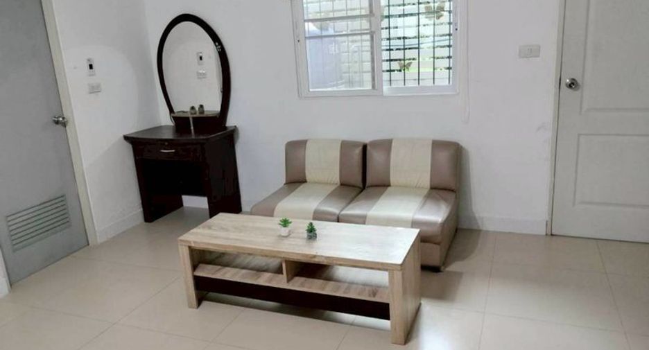 For rent 4 bedrooms house in San Sai, Chiang Mai
