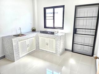 Casa en venta de 2 habitaciones en Saraphi, Chiang Mai