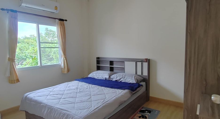 For rent 3 bedrooms house in Saraphi, Chiang Mai