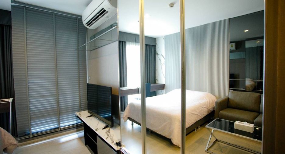 For rent studio condo in Khlong Toei, Bangkok