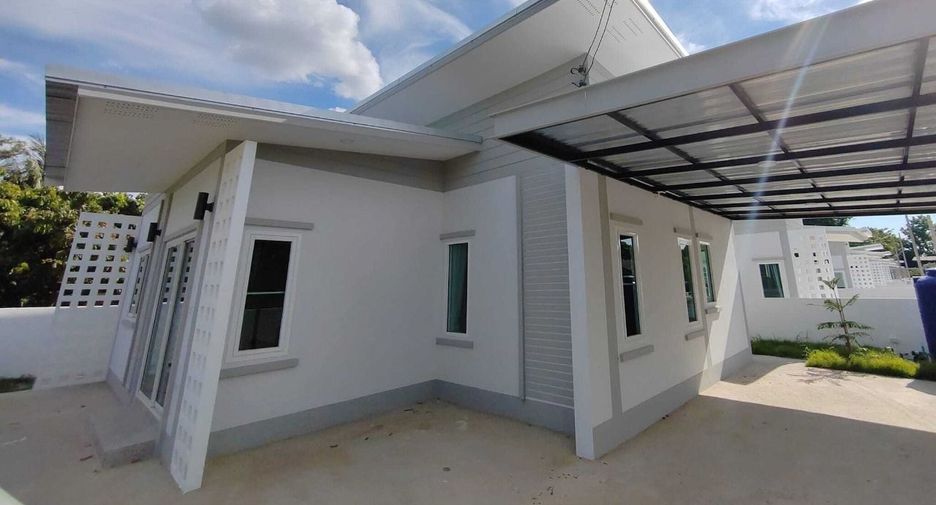 For sale 3 bedrooms house in Saraphi, Chiang Mai