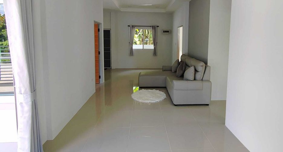 For sale 3 bedrooms house in Saraphi, Chiang Mai