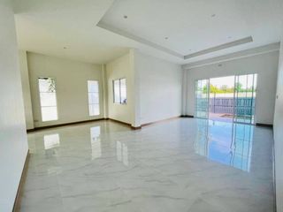 À vendre 3 chambres maison à Mueang Lamphun, Lamphun