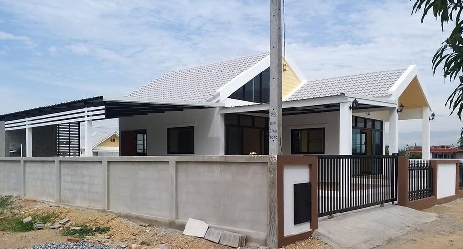 À vendre 2 chambres maison à Mueang Lamphun, Lamphun