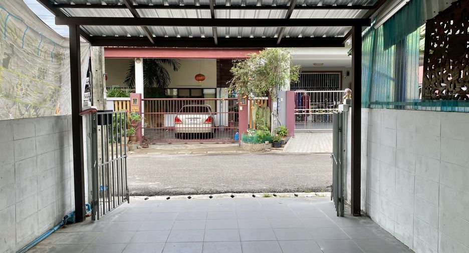 For rent 2 bedrooms house in Mueang Chiang Mai, Chiang Mai