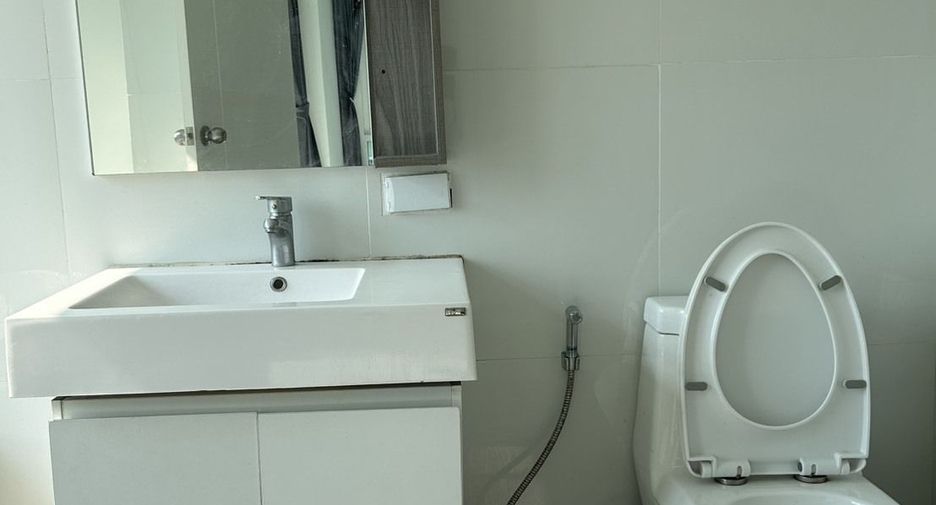 Condo en alquiler de 2 habitaciones en Mueang Chiang Mai, Chiang Mai