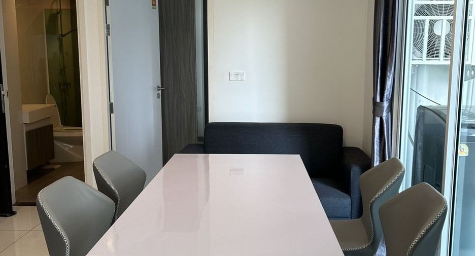 Condo en alquiler de 2 habitaciones en Mueang Chiang Mai, Chiang Mai