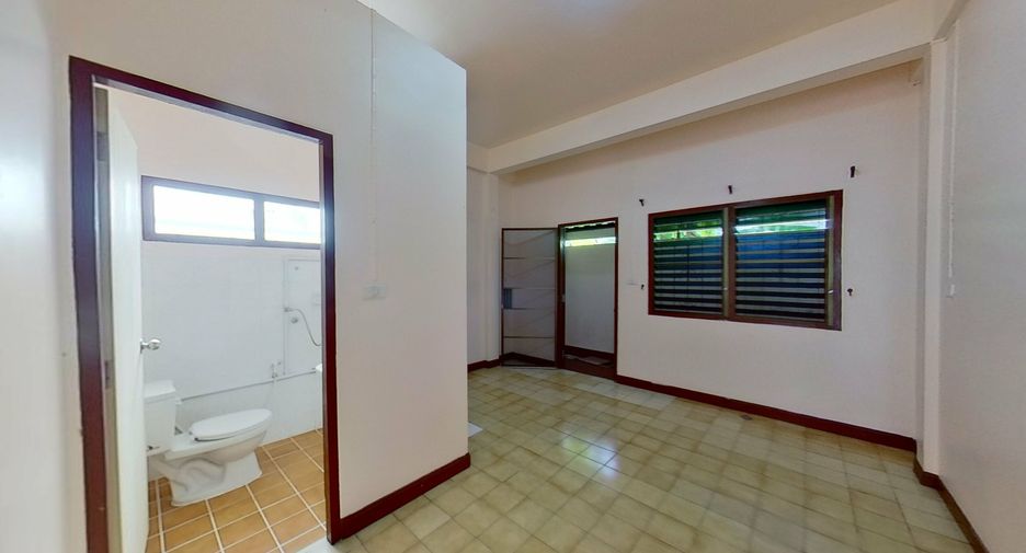 For sale 2 bedrooms townhouse in San Kamphaeng, Chiang Mai