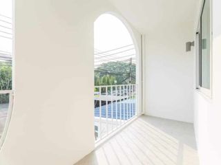 For rent 2 bedrooms townhouse in Mueang Chiang Mai, Chiang Mai