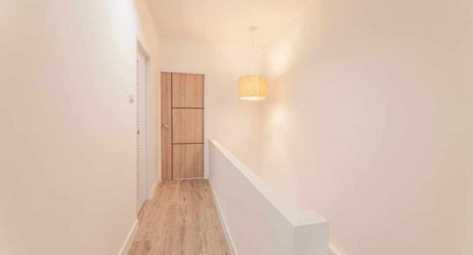 For rent 2 bedrooms townhouse in Mueang Chiang Mai, Chiang Mai