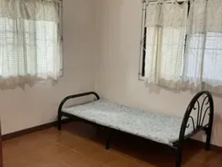 À vendre 2 chambres maison à Mueang Lamphun, Lamphun