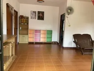 À vendre 2 chambres maison à Mueang Lamphun, Lamphun