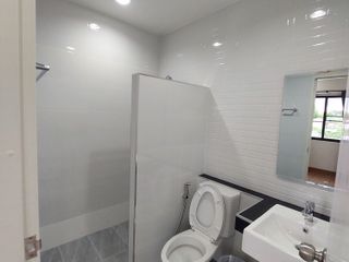 For rent 2 bedrooms townhouse in San Kamphaeng, Chiang Mai