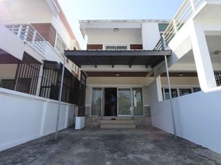Reihenhaus zur Miete mit 2 Zimmer in Saraphi, Chiang Mai