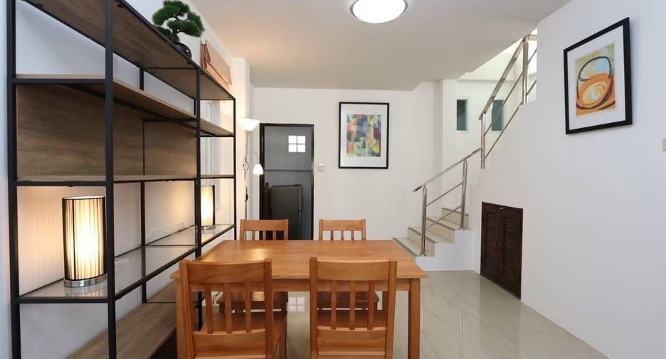 Reihenhaus zur Miete mit 2 Zimmer in Saraphi, Chiang Mai