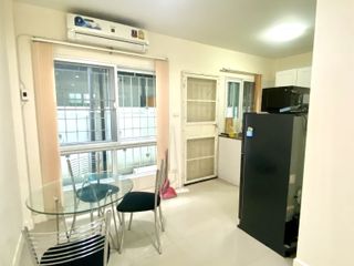 À louer 2 chambres maison de ville à Mueang Chiang Mai, Chiang Mai