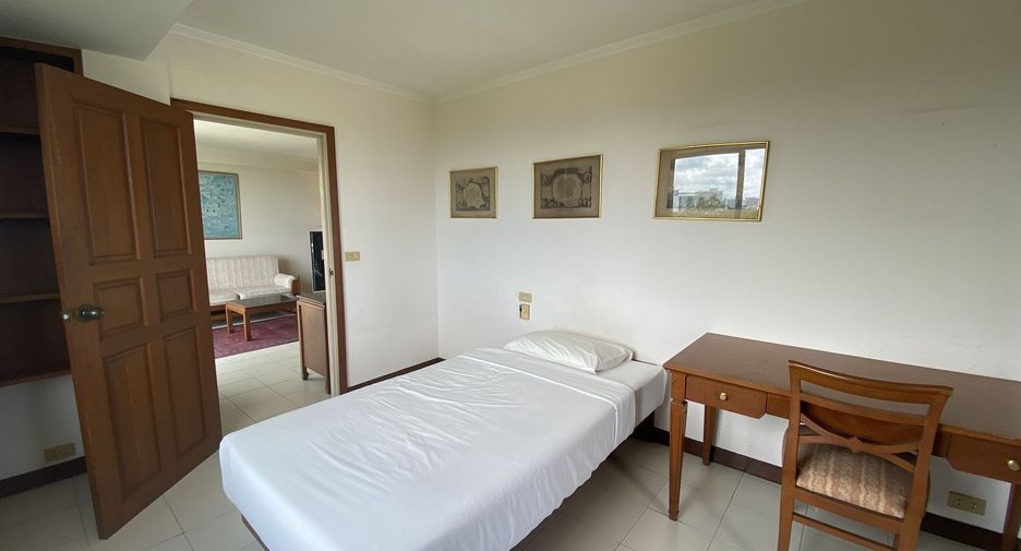 For rent 2 bedrooms apartment in Bang Lamung, Chonburi