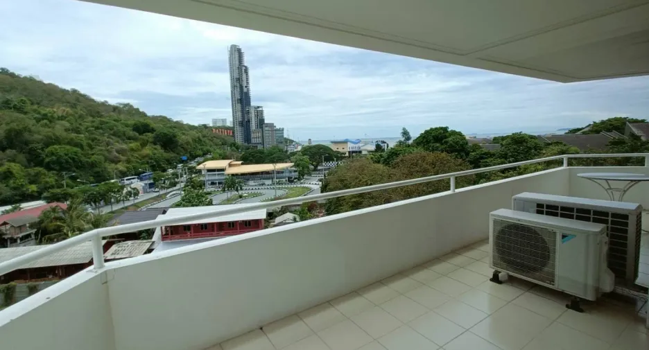For rent 2 bedrooms apartment in Bang Lamung, Chonburi