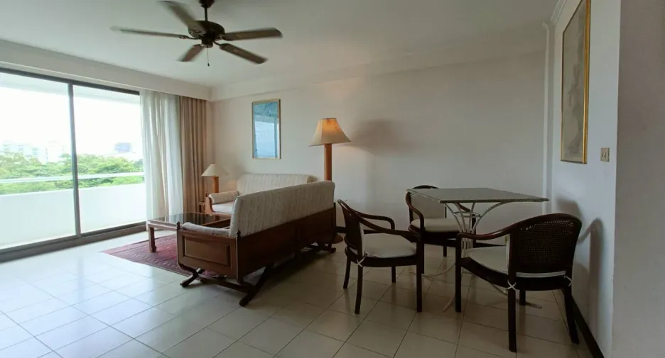 For rent 2 bedrooms apartment in Bang Lamung, Chonburi