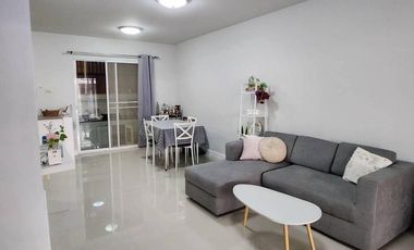 For rent 2 bedrooms townhouse in Saraphi, Chiang Mai