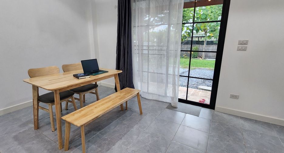 Haus zur Miete mit 1 Zimmer in Mueang Lamphun, Lamphun