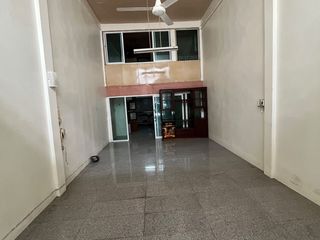 For rent 3 ベッドルーム townhouse in Din Daeng, Bangkok