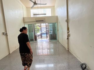 For rent 3 ベッドルーム townhouse in Din Daeng, Bangkok