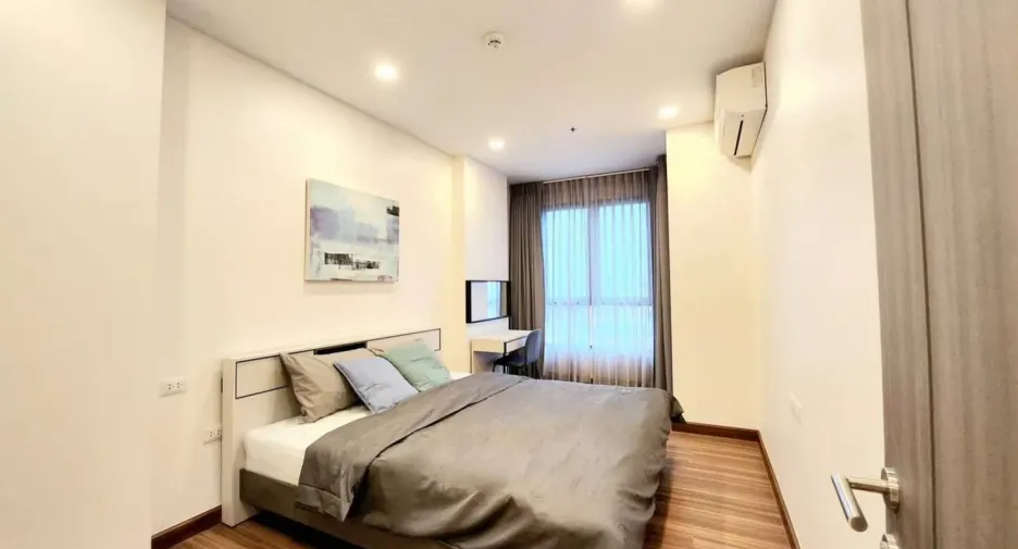 À louer 1 chambre condo à Khlong San, Bangkok