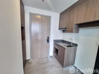 For sale 1 bed condo in Bang Kapi, Bangkok
