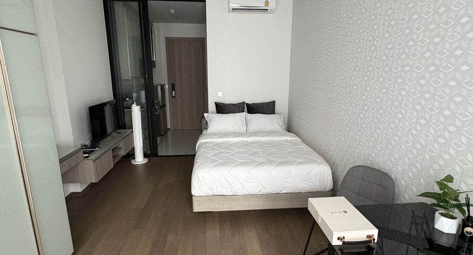 For sale studio condo in Ratchathewi, Bangkok
