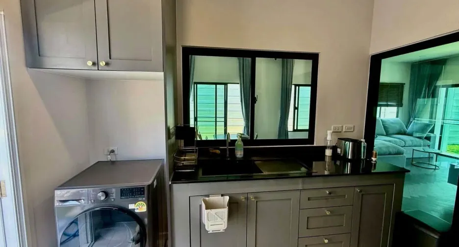 Haus zur Miete mit 4 Zimmer in Bang Phli, Samut Prakan