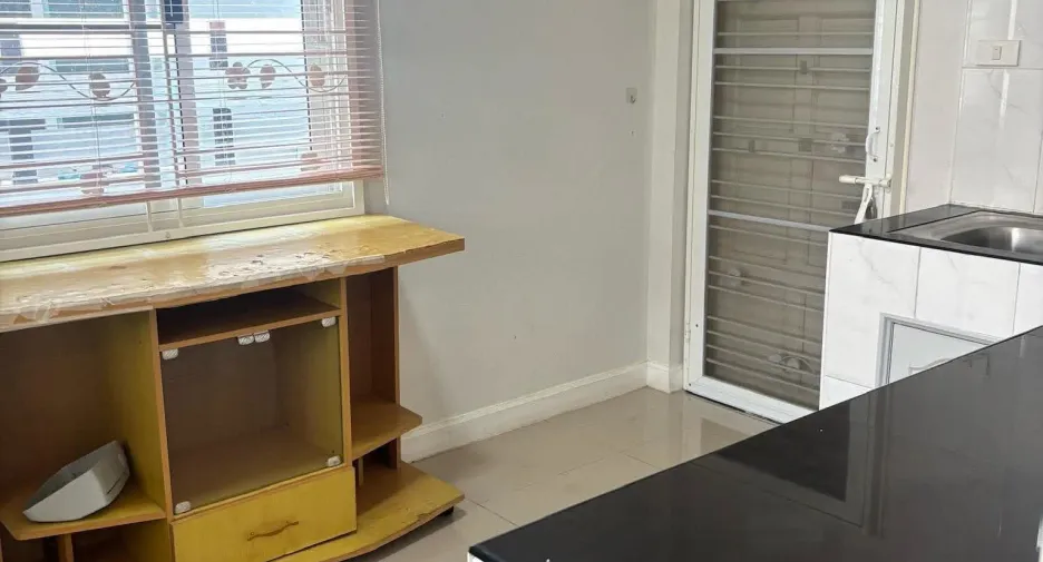 Casa en venta y en alquiler de 3 habitaciones en San Sai, Chiang Mai