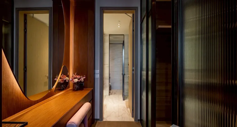 For rent 1 bed condo in Pathum Wan, Bangkok