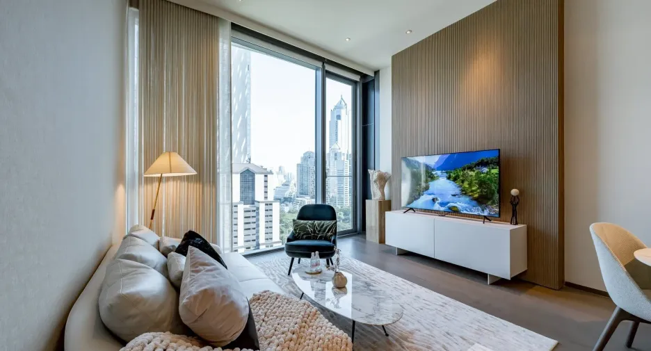 For rent 1 bed condo in Pathum Wan, Bangkok