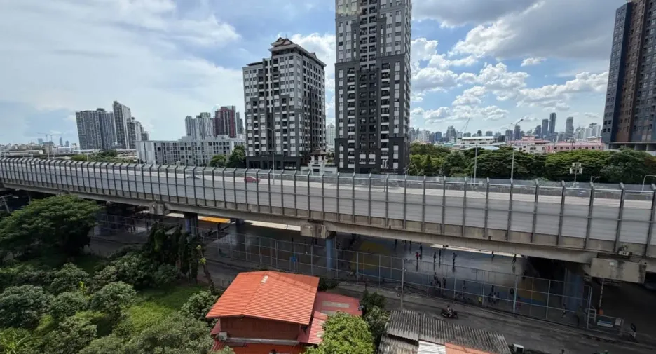 For rent 1 bed condo in Watthana, Bangkok