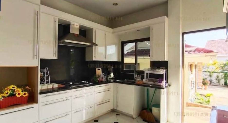 For sale 3 ベッドルーム house in Cha Am, Phetchaburi
