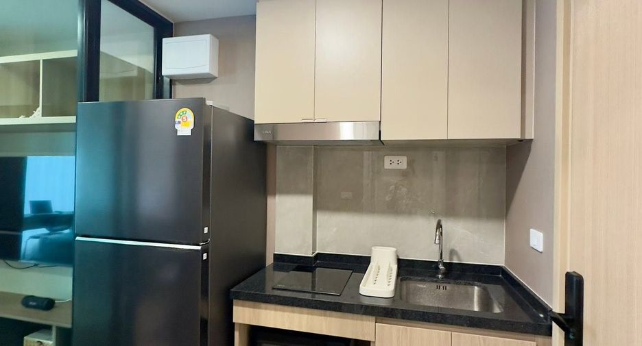 For rent studio condo in Huai Khwang, Bangkok