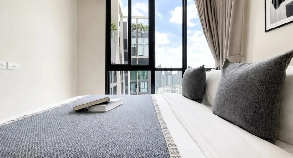 For rent 1 bed condo in Huai Khwang, Bangkok