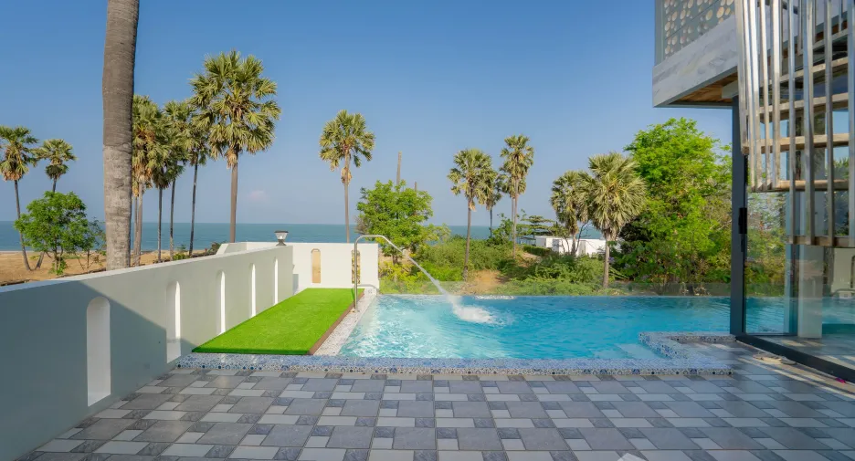For sale 5 bedrooms house in Pran Buri, Prachuap Khiri Khan