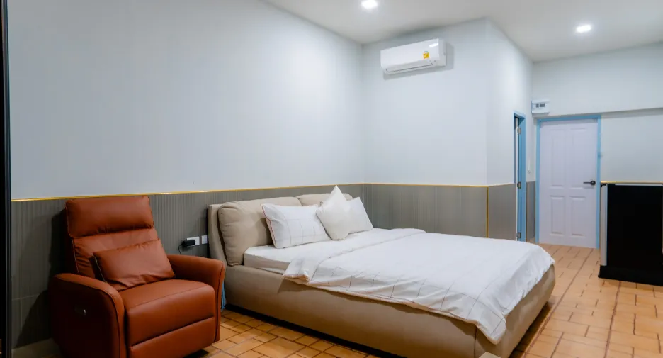 For sale 5 bedrooms house in Pran Buri, Prachuap Khiri Khan