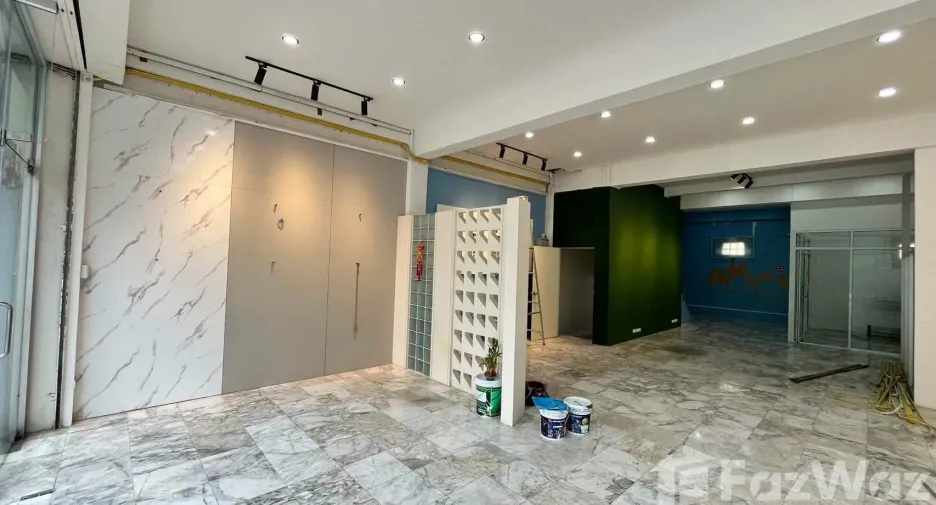 For rent retail Space in Bang Lamung, Chonburi