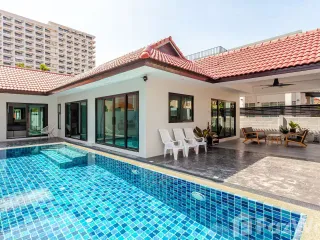 À vendre et à louer 3 chambres villa à Bang Lamung, Chonburi
