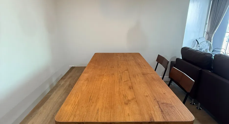 Wohnung zum Kauf und zur Miete mit 2 Zimmer in Huai Khwang, Bangkok