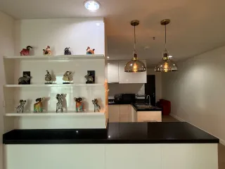 For sale and for rent 2 bedrooms condo in Huai Khwang, Bangkok