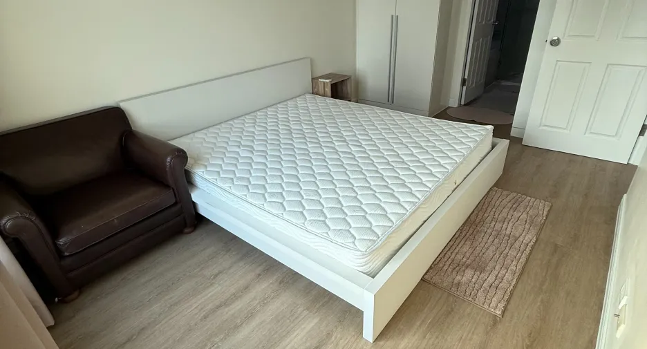Wohnung zum Kauf und zur Miete mit 2 Zimmer in Huai Khwang, Bangkok