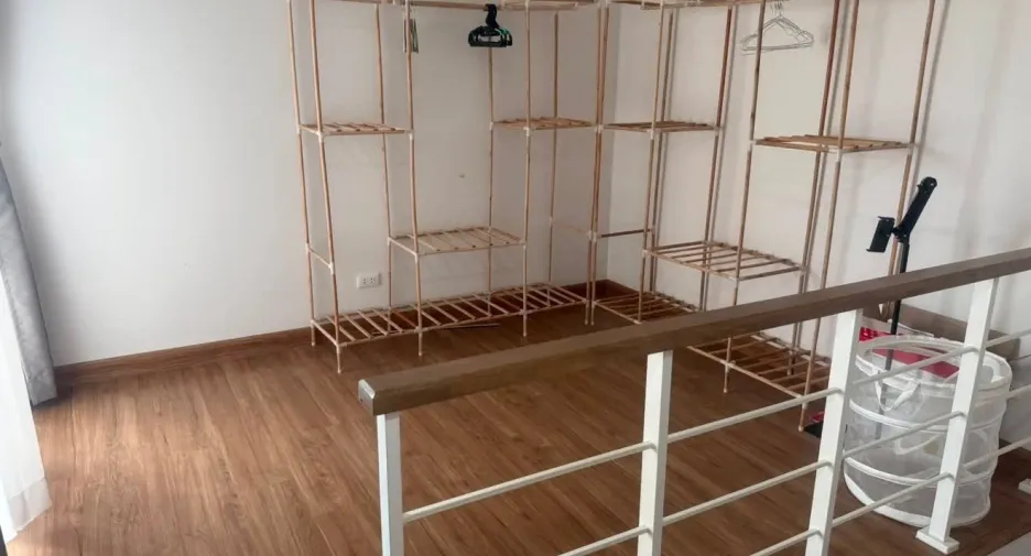 For rent 3 bedrooms townhouse in Prawet, Bangkok