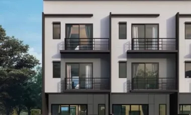 For rent 3 bedrooms townhouse in Prawet, Bangkok