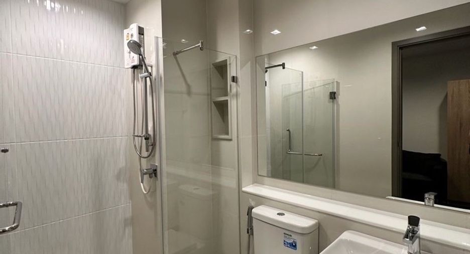 For sale 1 bed condo in Huai Khwang, Bangkok