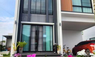 Casa en venta de 4 habitaciones en Hang Dong, Chiang Mai