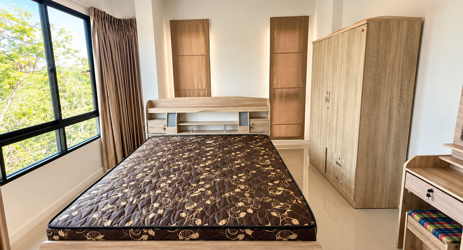 Reihenhaus zur Miete mit 3 Zimmer in Cha Am, Phetchaburi